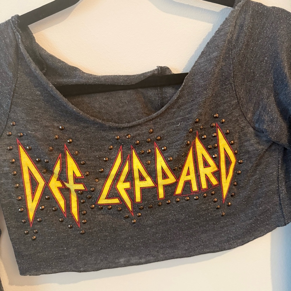Def Leppard gray long sleeve super soft crop top XXS-XS